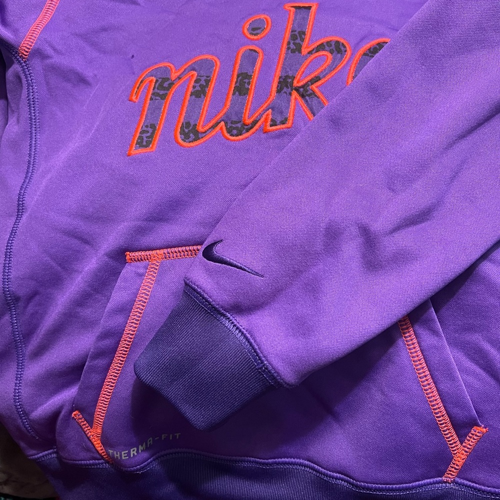 Girls Nike hoodie